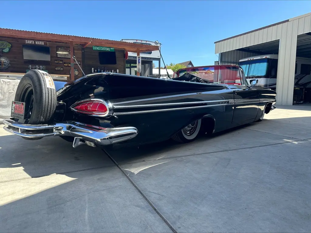 Chevy Impala 1958-1964 Bag & Bracket Kit v2 With 6L Bags