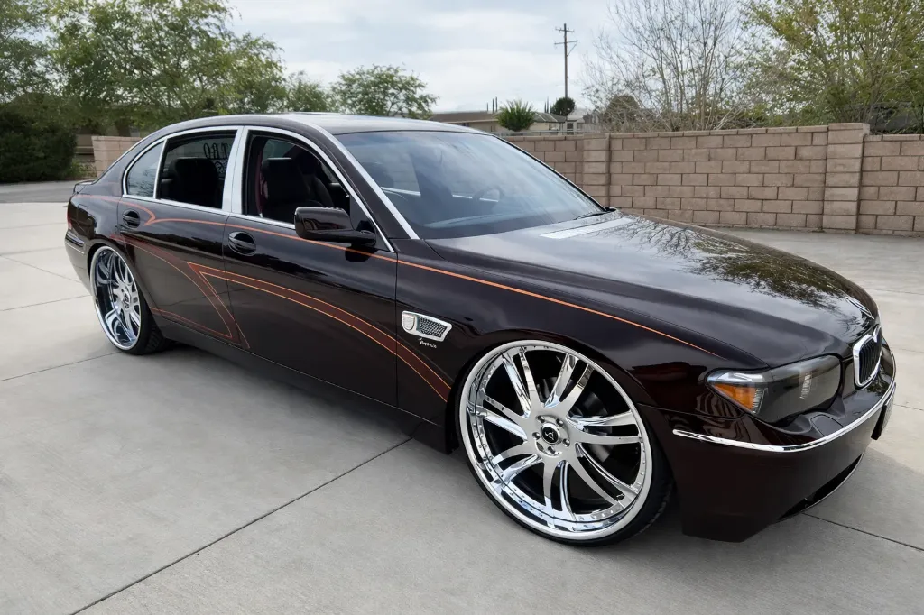 [21-100201] BMW 7 Series E65 2002-2008 Solution Series (None)