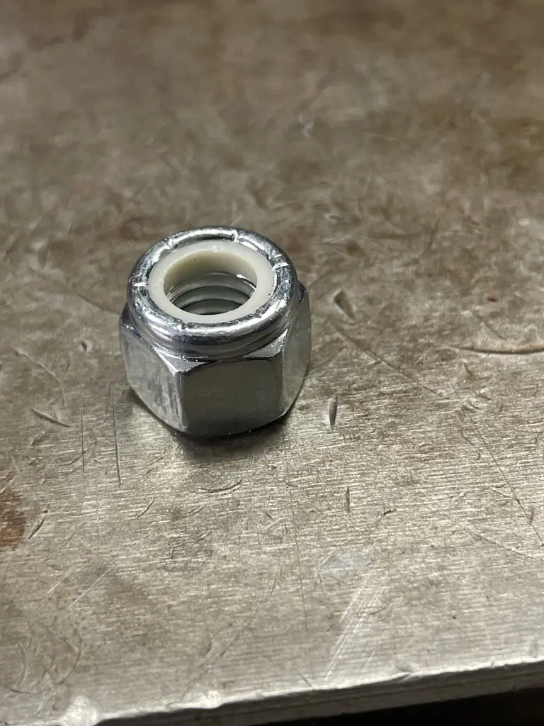 [30-100313] 3/8-16 Nylock Nut